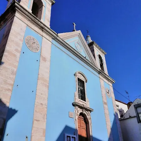 Charming 53 In Cacilhas Hostel *