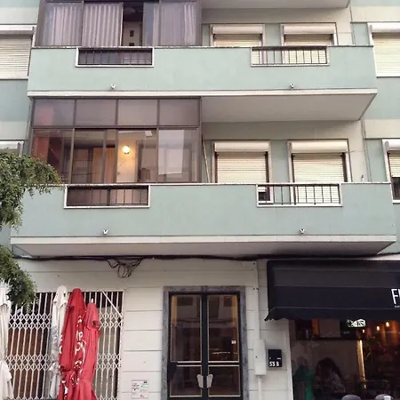 Hostel Charming 53 In Cacilhas